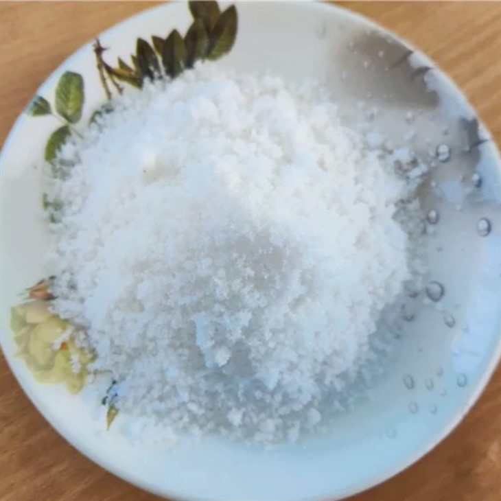 Soluble Urea Phosphate Crystal
